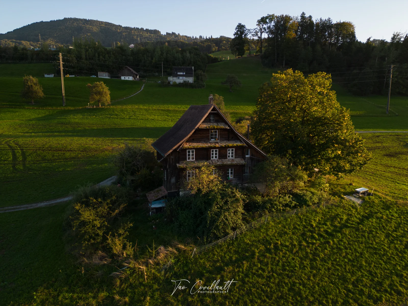 Aerial perspectives — photograph 6